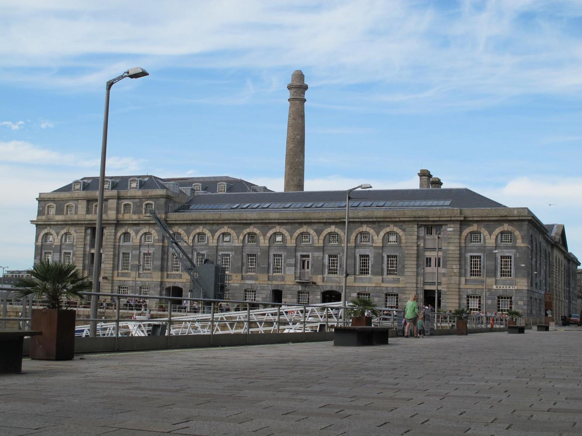 45 Brewhouse - Royal William Yard Apartment Plymouth Exterior photo